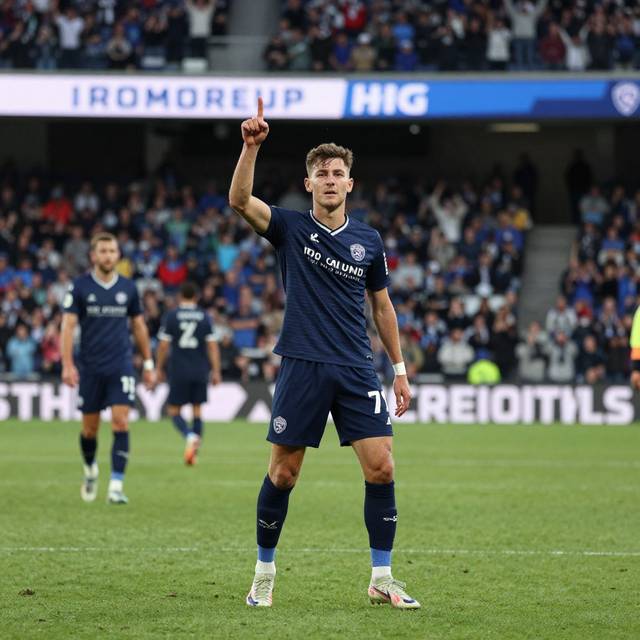 Ironbound lập cú hat-trick bàn thắng đè bẹp New England FC ở vòng Play-in USL League Two